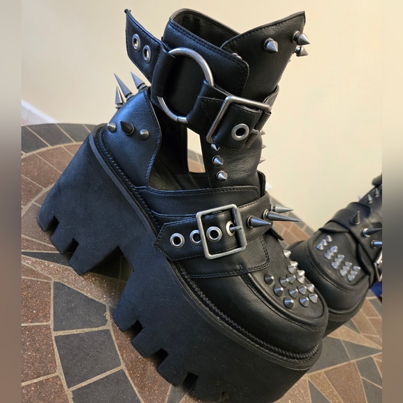 Widow Dolls Kill Punk Paradox Spiked Platform Booties - Picture 2 of 14